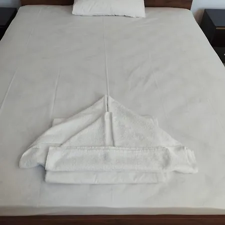 Alfa With Parking Варна