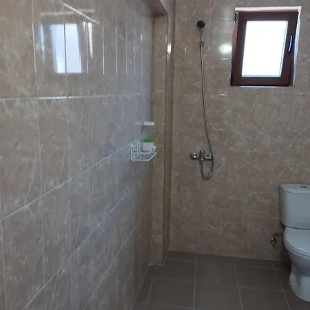 Гостьовий будинок Alfa With Parking Варна