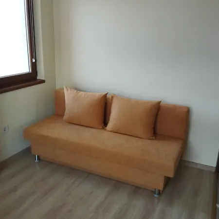 Konukevi Alfa With Parking Varna