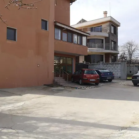 Gæstehus Alfa With Parking *