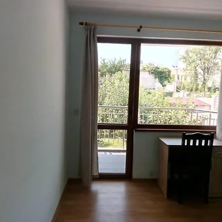 Alfa With Parking Гостьовий будинок