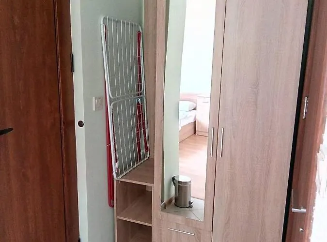 Konukevi Alfa With Parking Varna