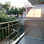 Alfa With Parking 招待所 瓦爾納