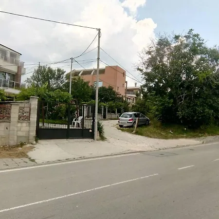 Guest house Alfa With Free Parking For Cars 3*