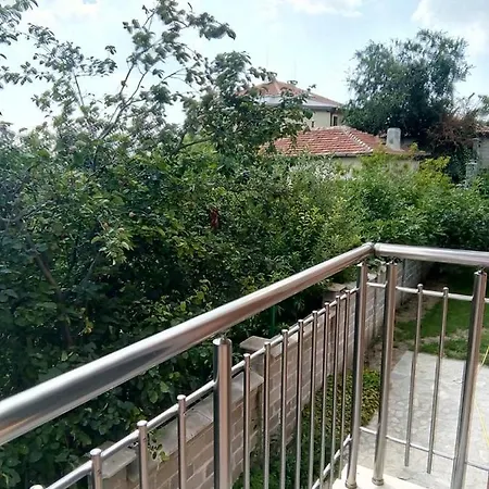 Guest house Alfa With Free Parking For Cars 3*